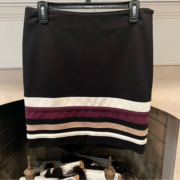 White House Black Market side zip skirt size 4 - Picture 1 of 4